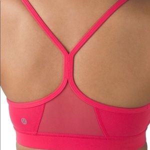 **NWT** Flow Y Bra IV